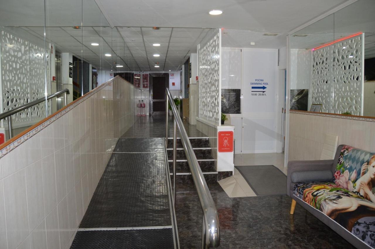 Apts Ara With Pool Benidorm Dış mekan fotoğraf